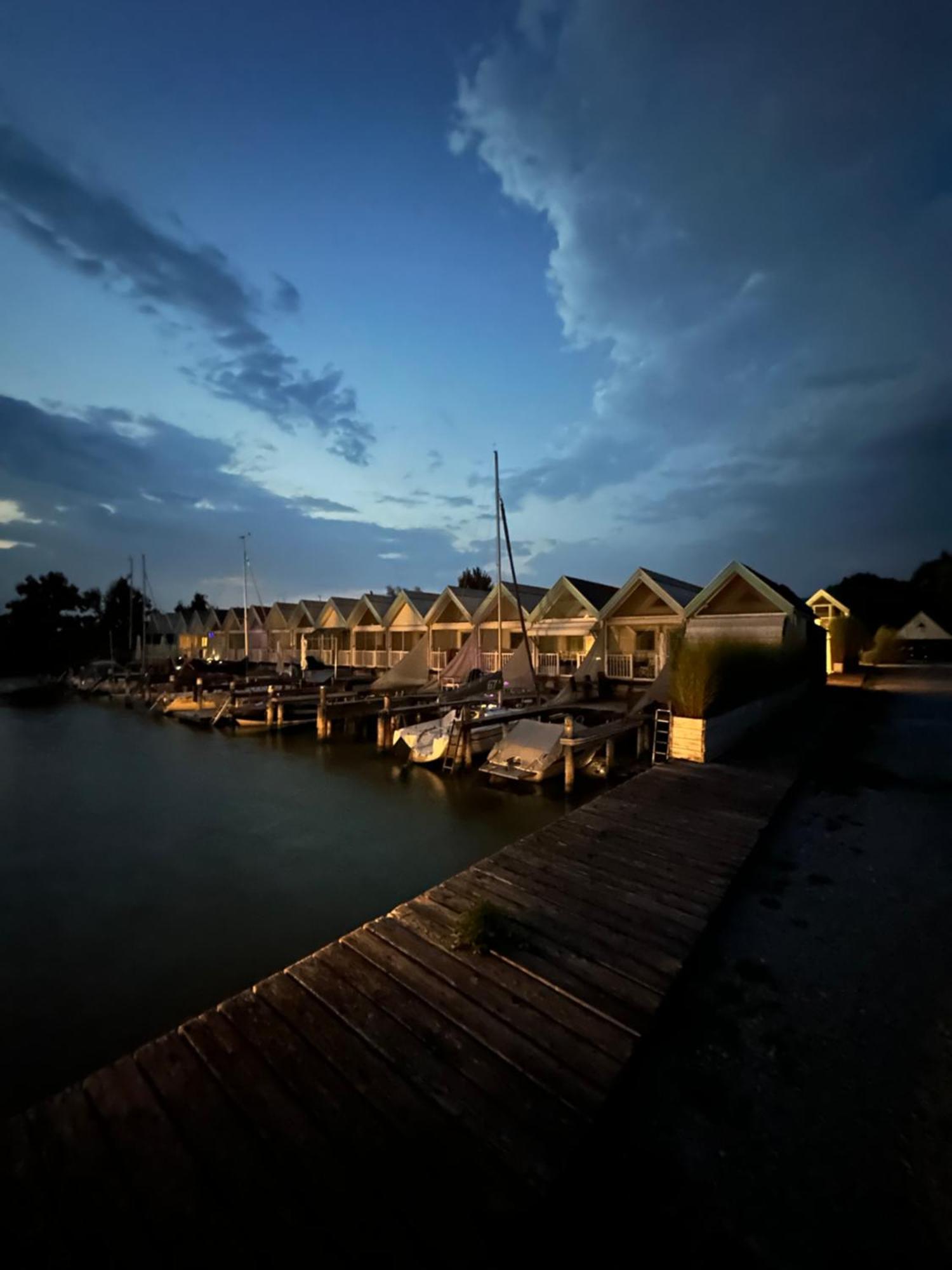 Haus Am See Neusiedl am See Luaran gambar